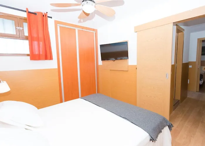 Flamingo Friendly Holiday Home